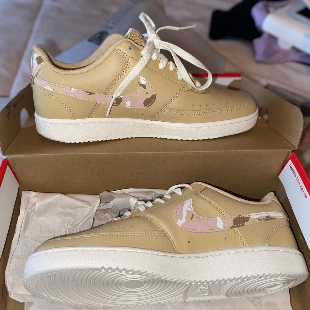 Nike Court Vision Low - sesame